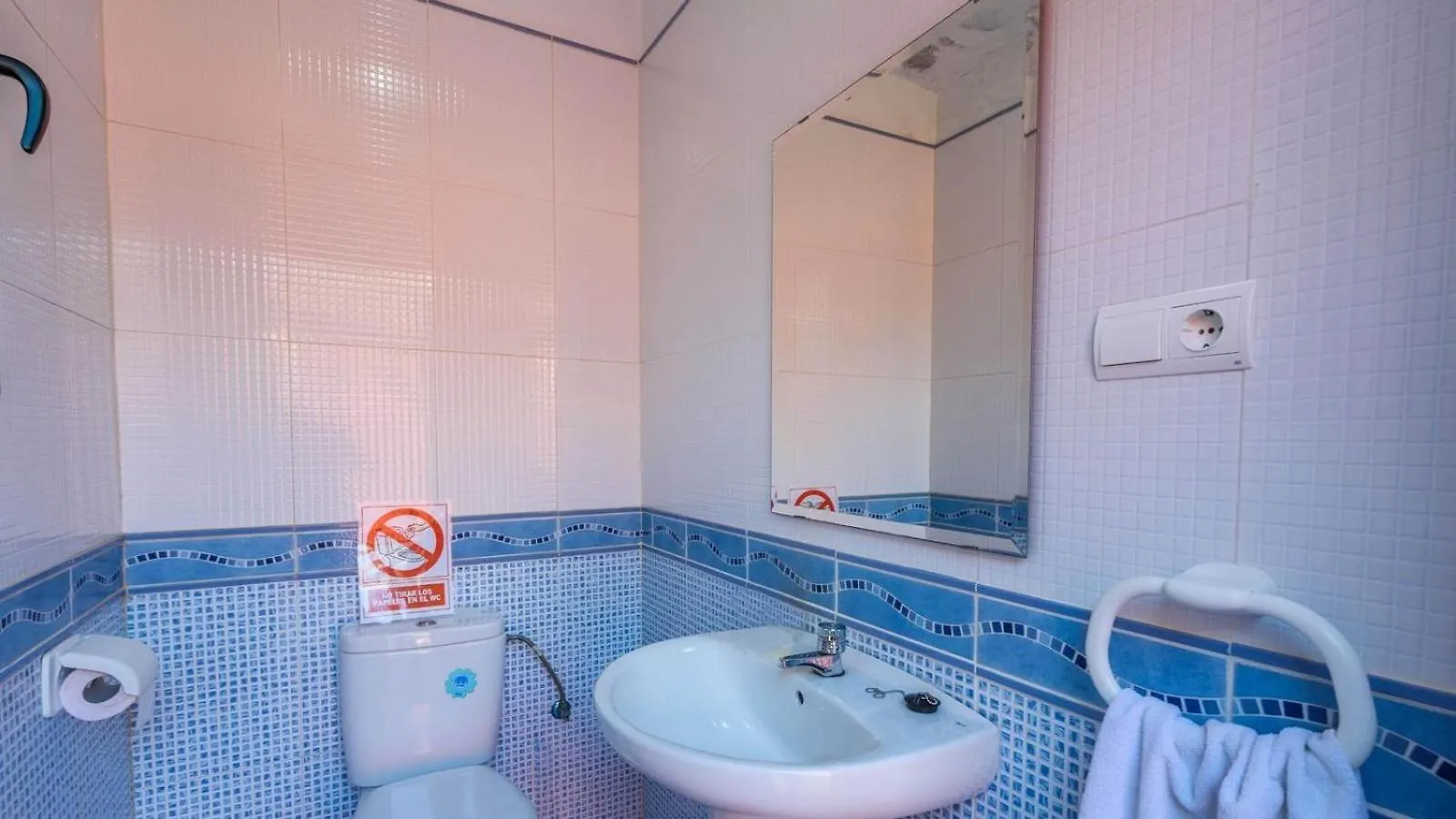 Holiday home Villa Solgor Benamocarra By Ruralidays Las Zorrillas Spain